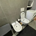 Lägenhet Luxury Center With Balcony Apt21 Tirana