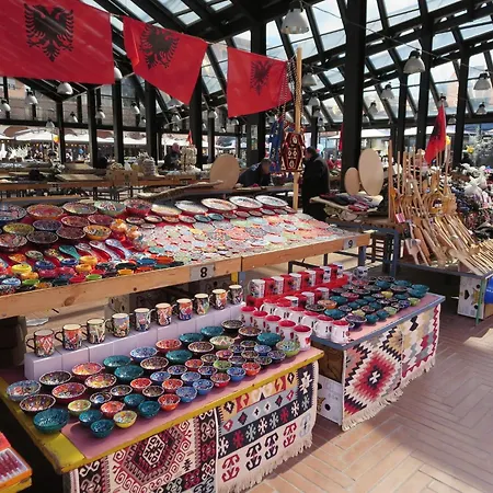 Homerent Old Bazaar 21 公寓 地拉那