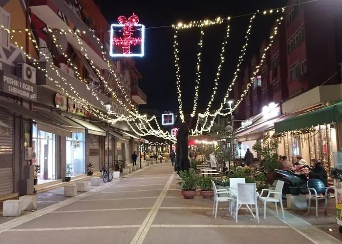 公寓 Homerent Old Bazaar 21 地拉那